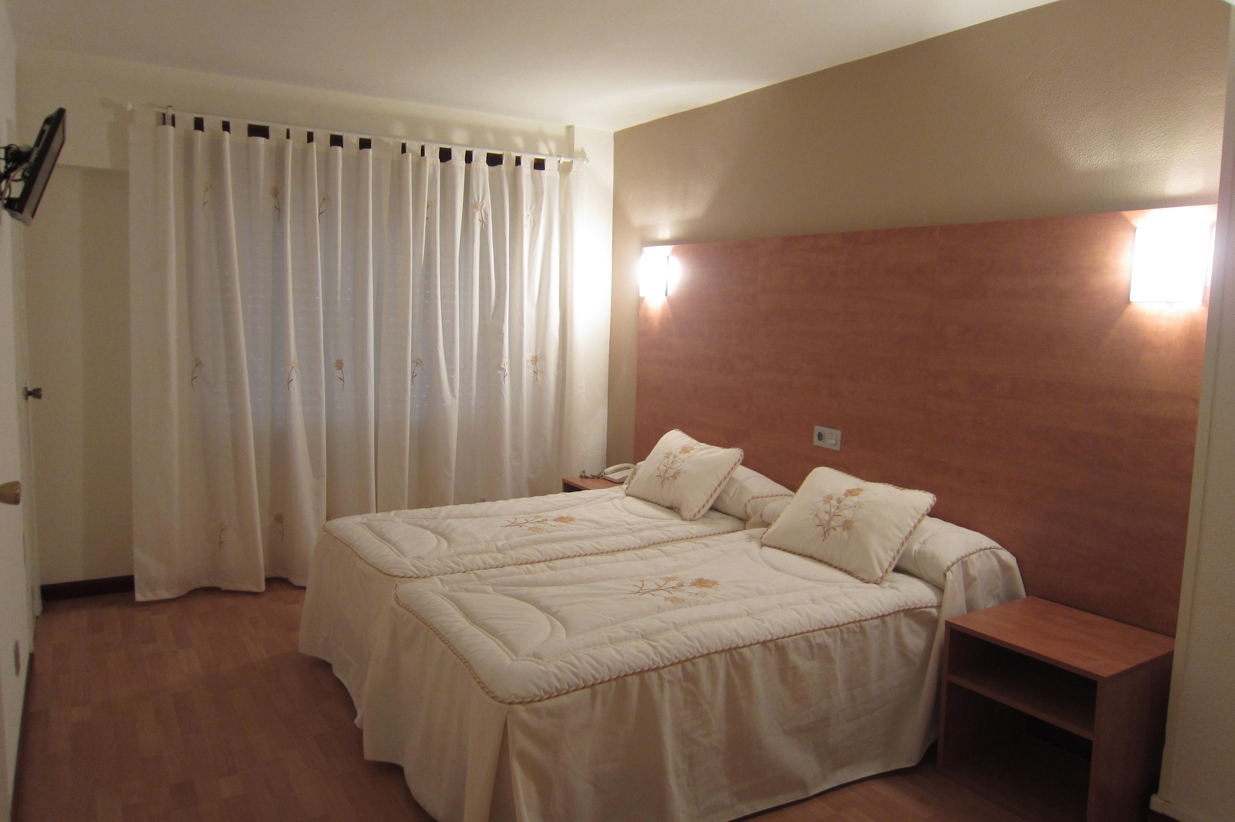 Hotel Acebos Azabache Gijon Bagian luar foto