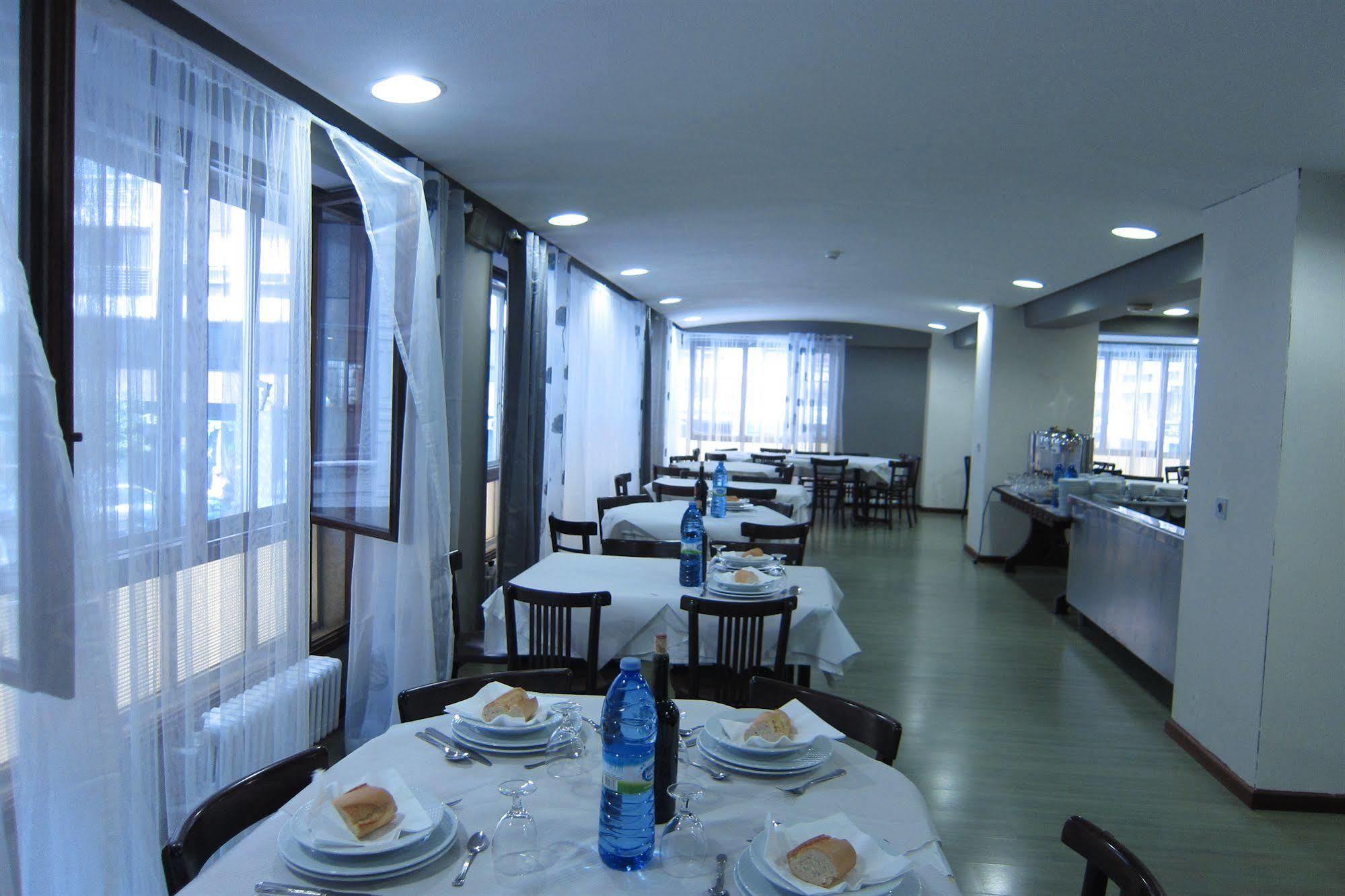 Hotel Acebos Azabache Gijon Bagian luar foto